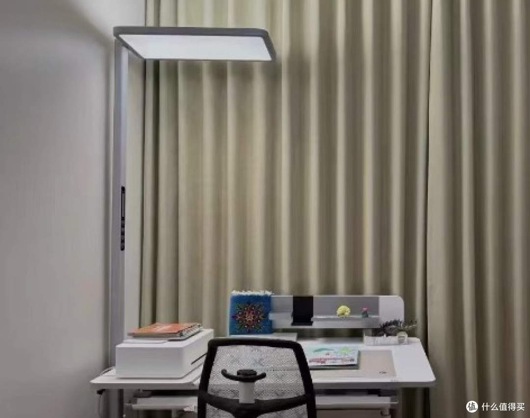 儿童台灯和护眼大路灯怎么选?适用场景详解,护眼灯好品牌推荐