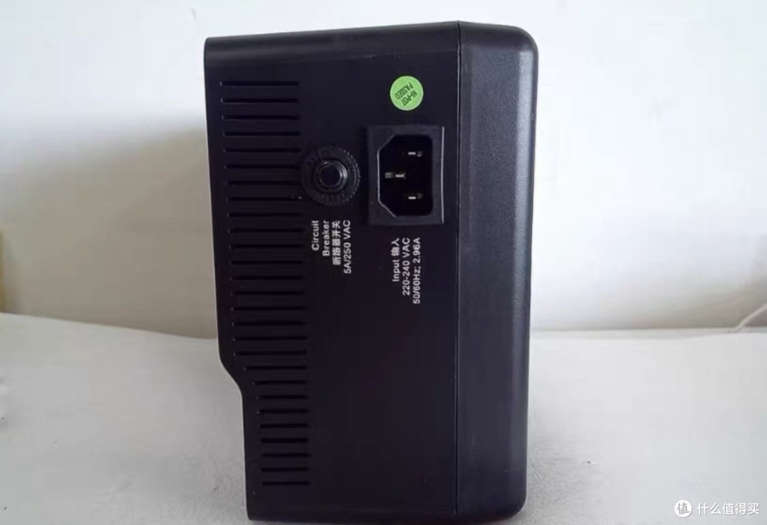 闲鱼大量流入APC BK650-CH,120块NAS数据保护神,停电不再毁硬盘