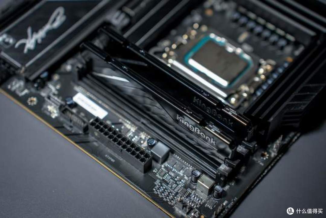 D4平台还能打吗?i5-14600KF搭配七彩虹B760M超级黑刃装机实测