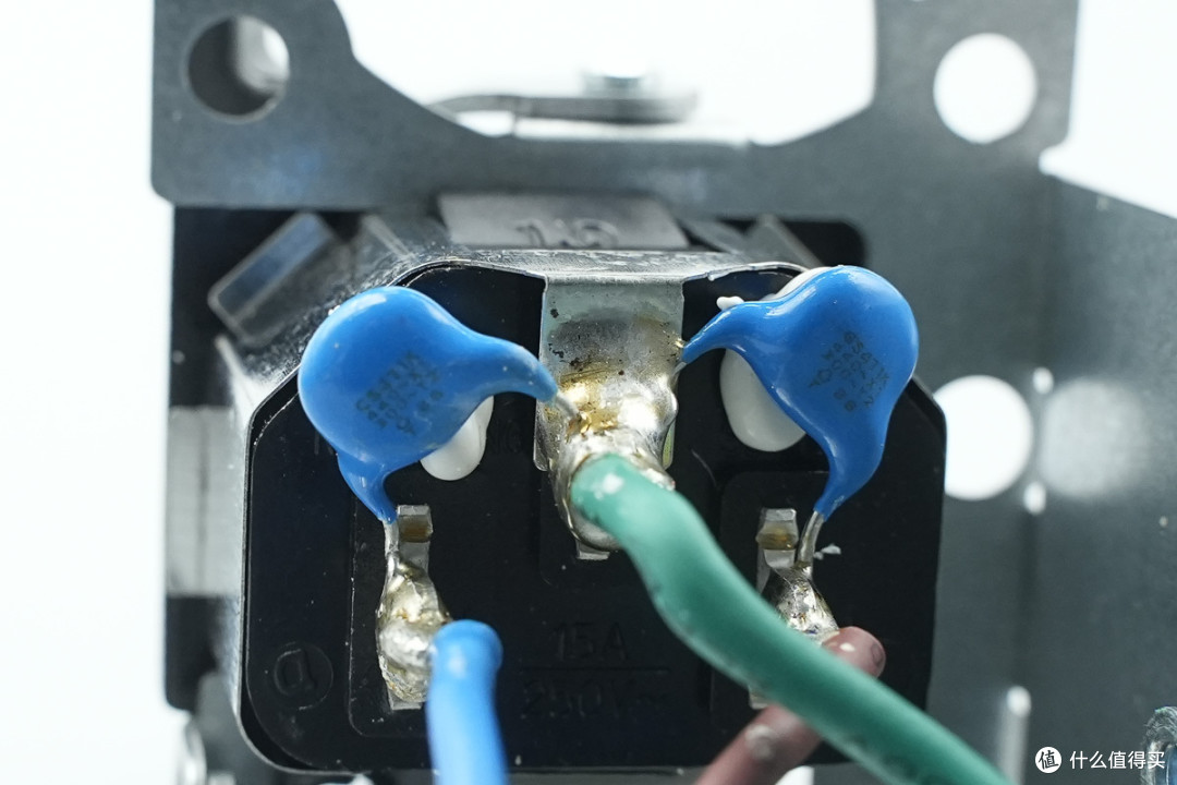 支持N+1 冗余并联,雅特生800W CRPS服务器电源拆解