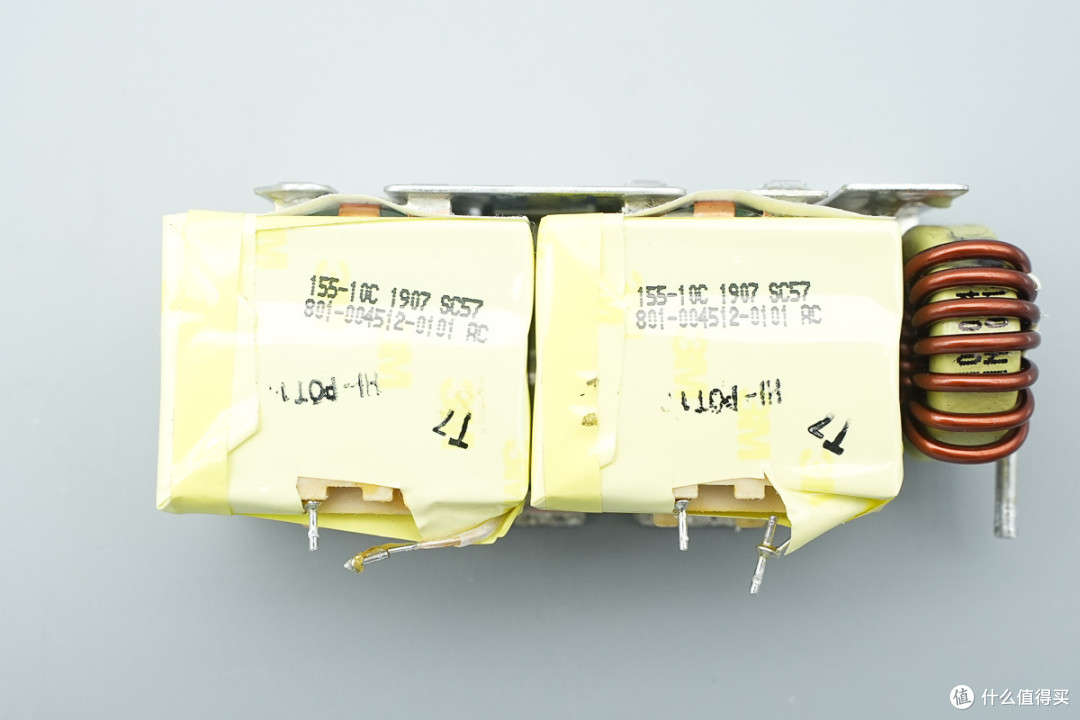 支持N+1 冗余并联,雅特生800W CRPS服务器电源拆解