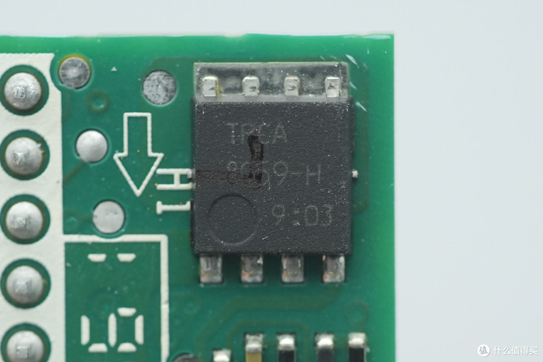 支持N+1 冗余并联,雅特生800W CRPS服务器电源拆解
