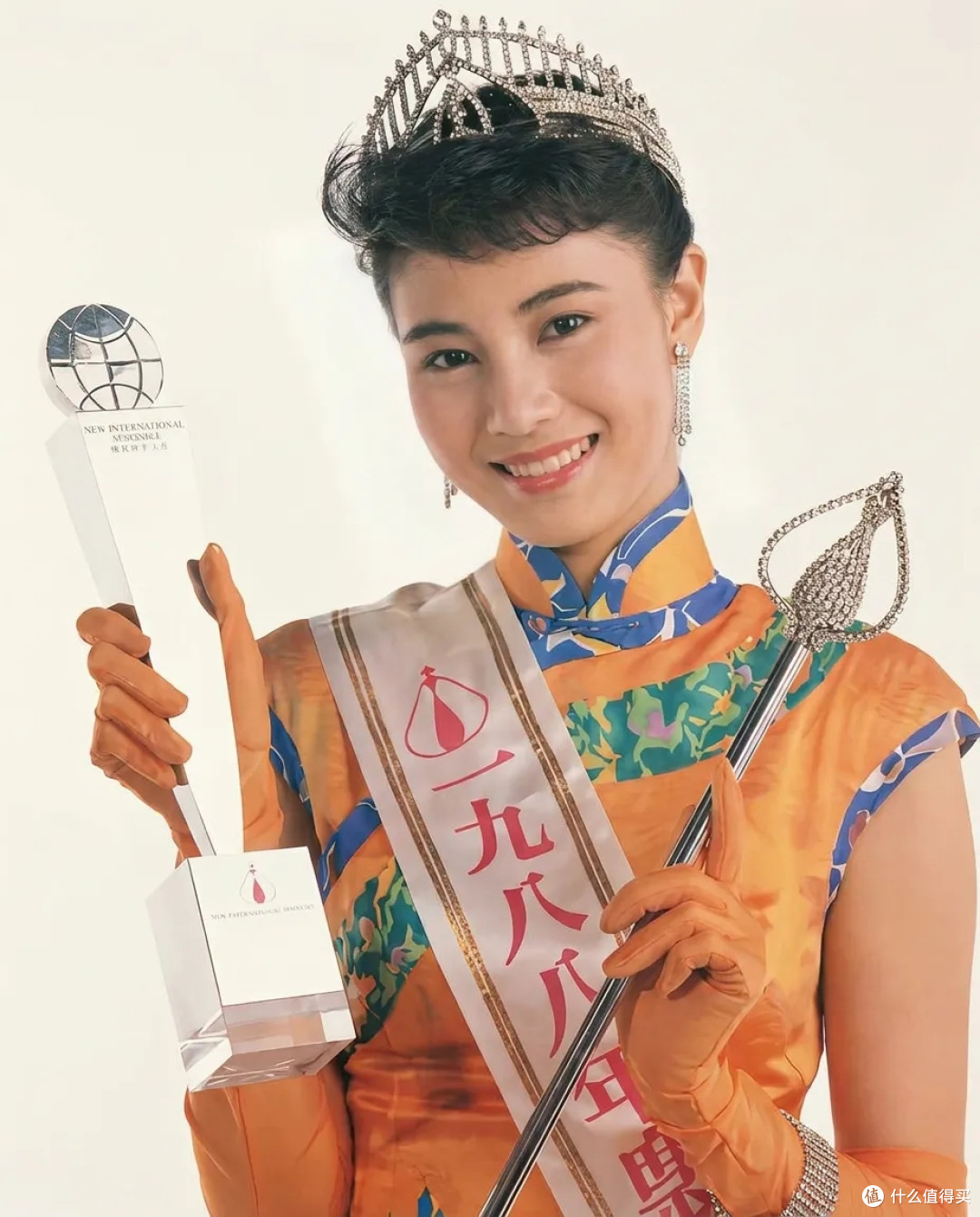 李嘉欣（1988年冠军）