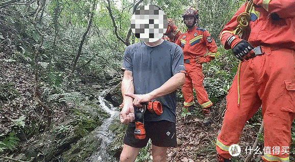 山野备忘录|男子听信AI抄近道下山,他越走越偏,最后 AI 说"哈哈,确实"