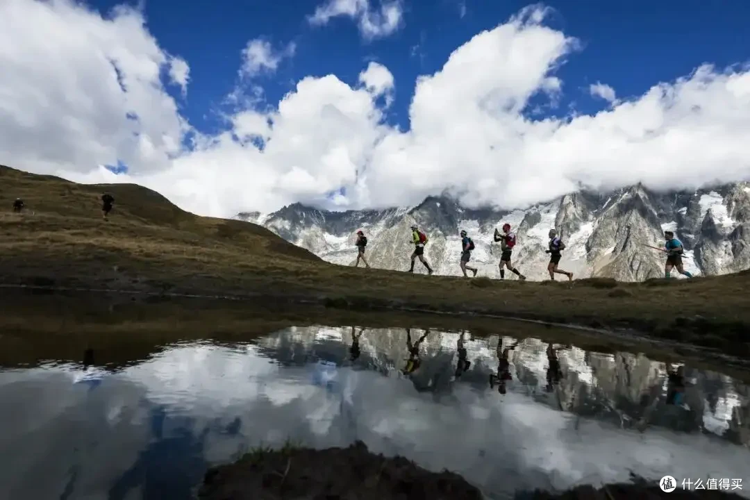越野跑不是更长距离的马拉松：赛道会把我们练成了什么样的选手？