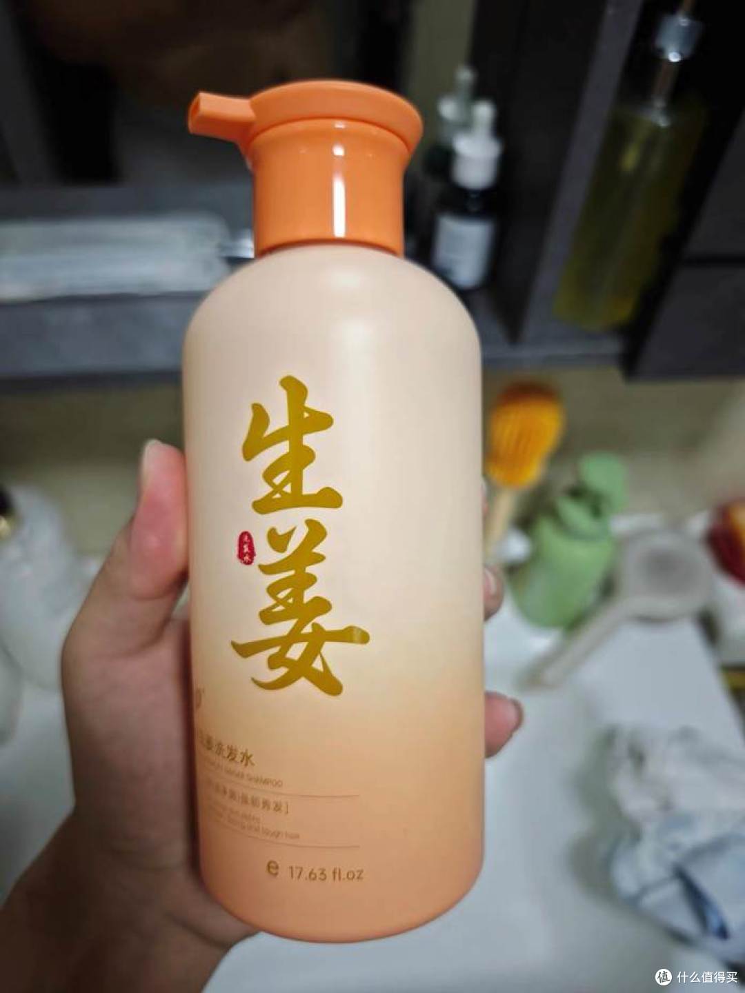 头顶稀疏的人洗头，别再只追求一次洗得干净发根日常状态更值得看