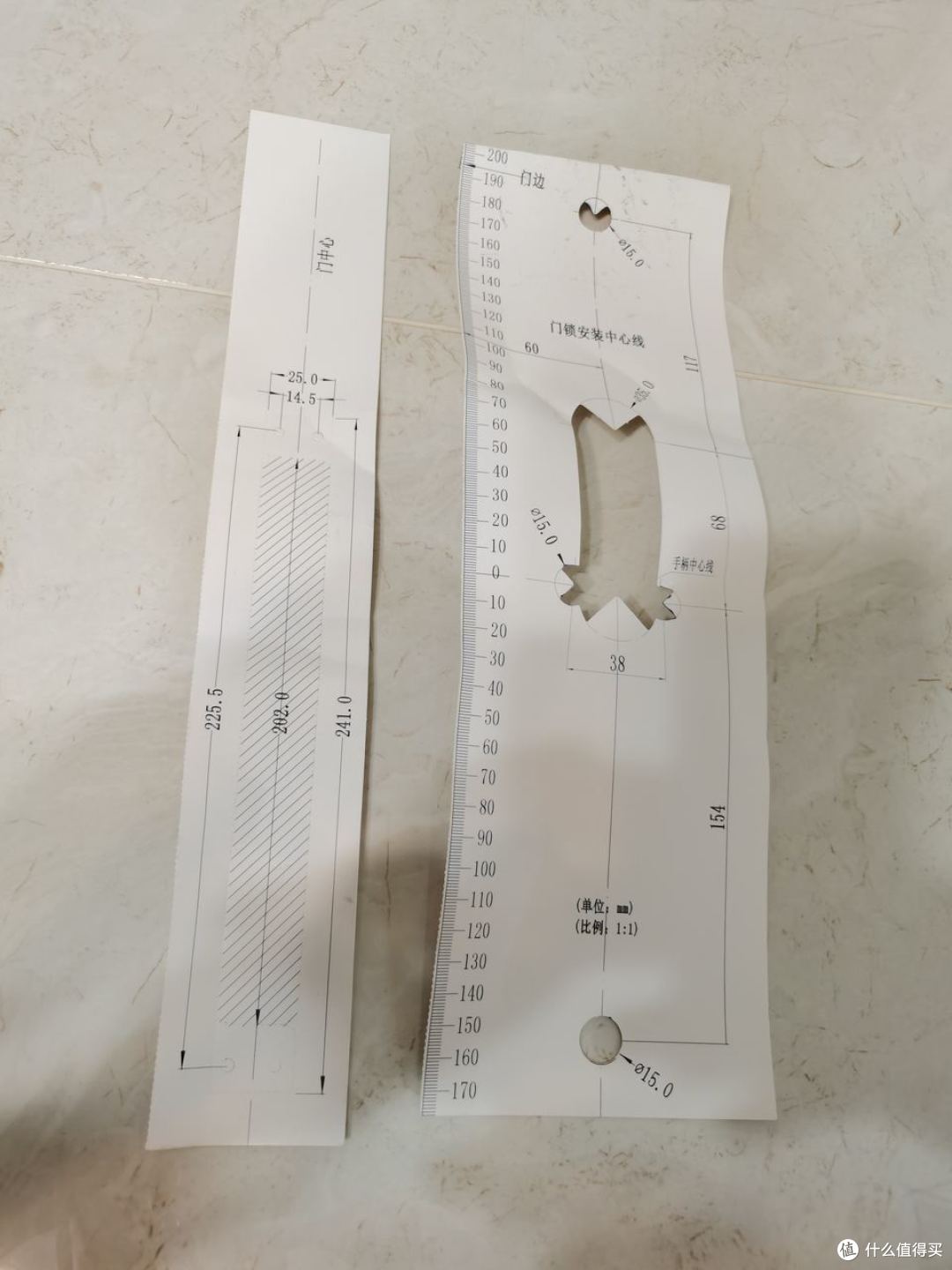 给父母换智能门锁半年,我悟了:老人需要的不是钥匙