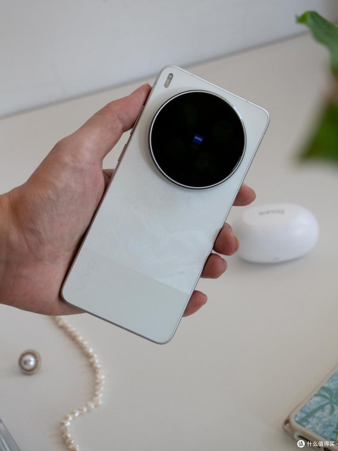 宝妈兼自媒体人换手机!vivo X300 Ultra开箱,到底值不值得入?
