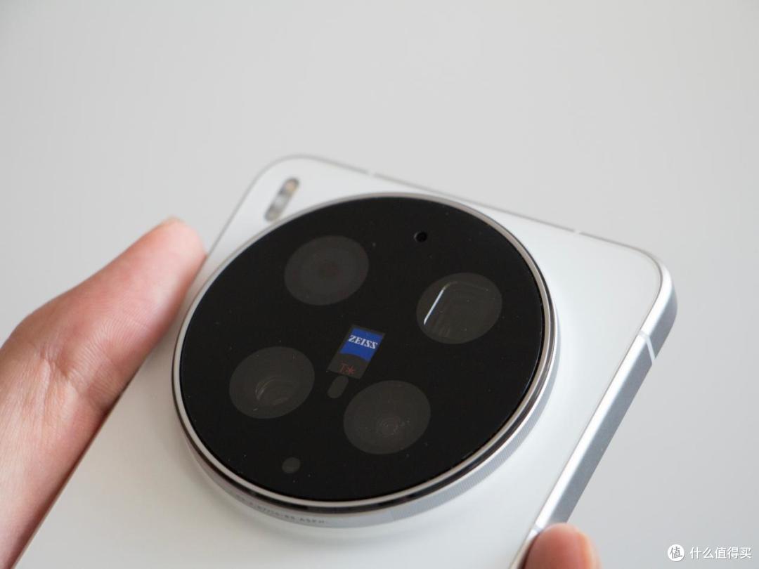宝妈兼自媒体人换手机!vivo X300 Ultra开箱,到底值不值得入?