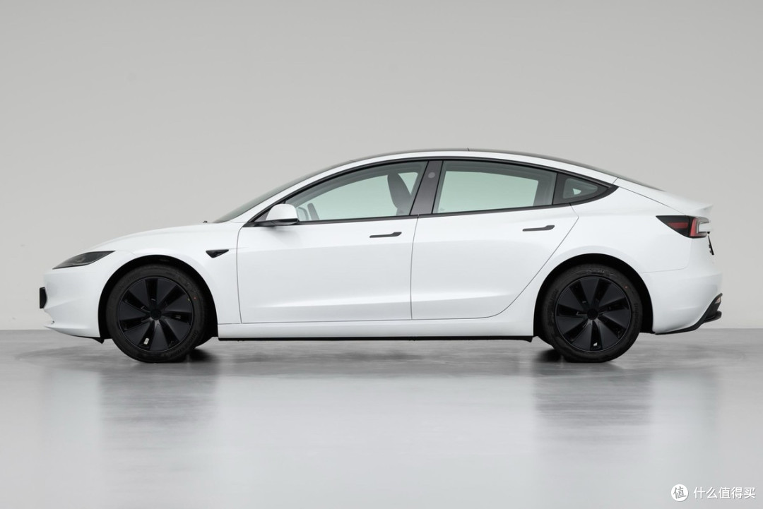 就算在国内卖17万，特斯拉Model 3依旧赢不了国产车