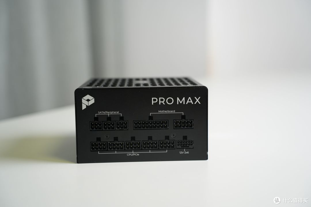 600不到拿下1000W白金全模组，微星 PRO MAX 1000P电源开箱体验