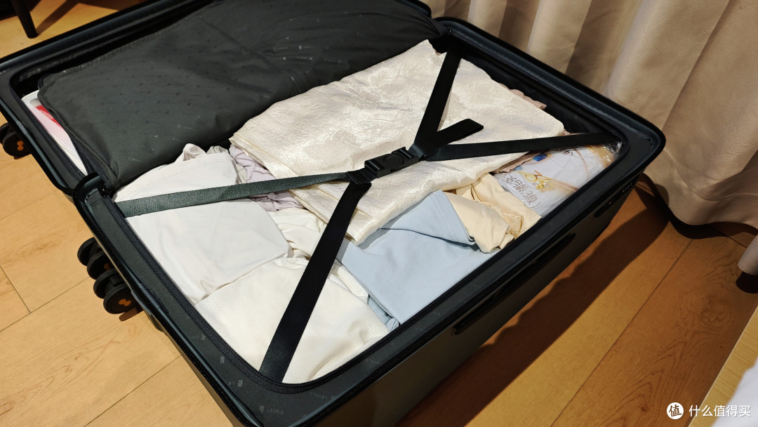 全家出游新装备|地平线8号大旅行家26寸行李箱实测体验分享