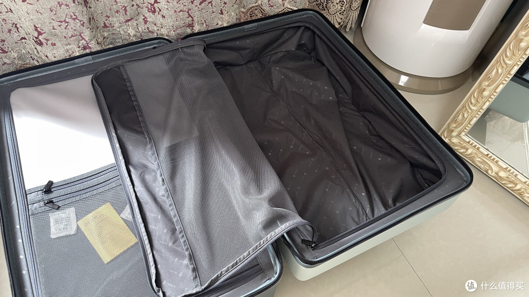 全家出游新装备|地平线8号大旅行家26寸行李箱实测体验分享