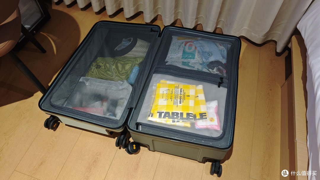 全家出游新装备|地平线8号大旅行家26寸行李箱实测体验分享