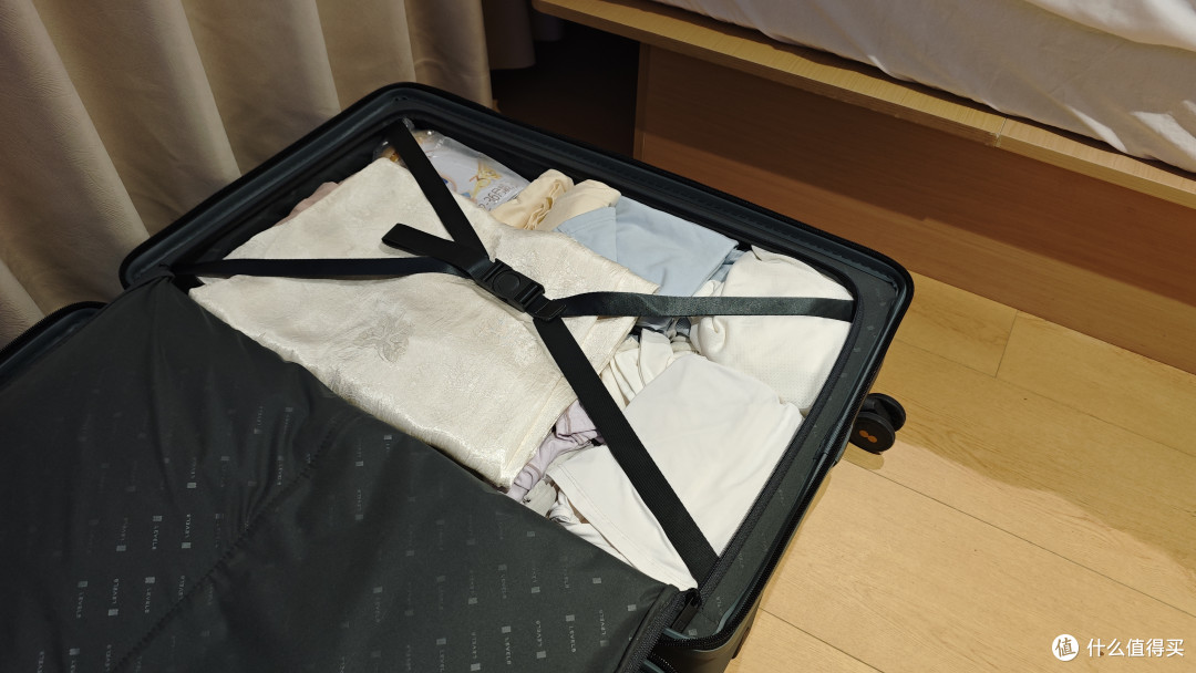 全家出游新装备|地平线8号大旅行家26寸行李箱实测体验分享