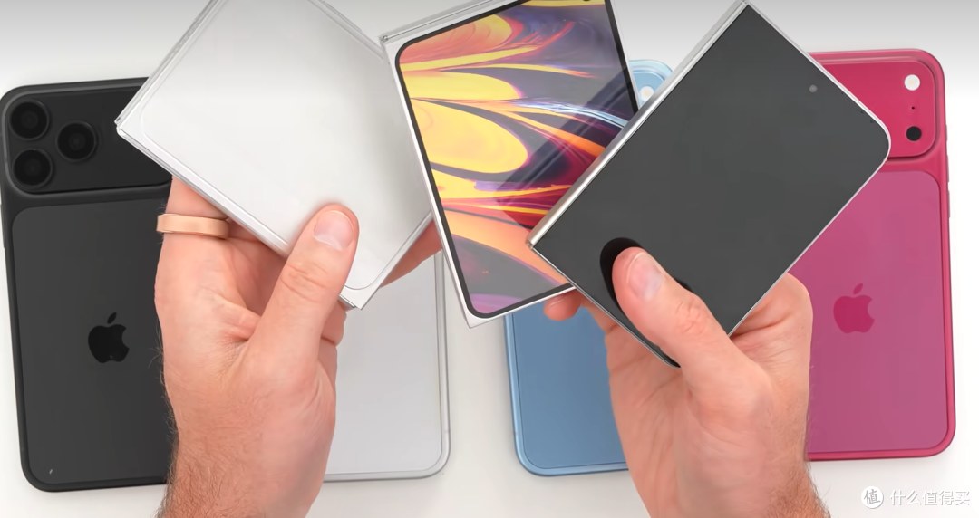 安安验机|iPhone 18 Pro Max与首款折叠屏iPhone Ultra机模曝光
