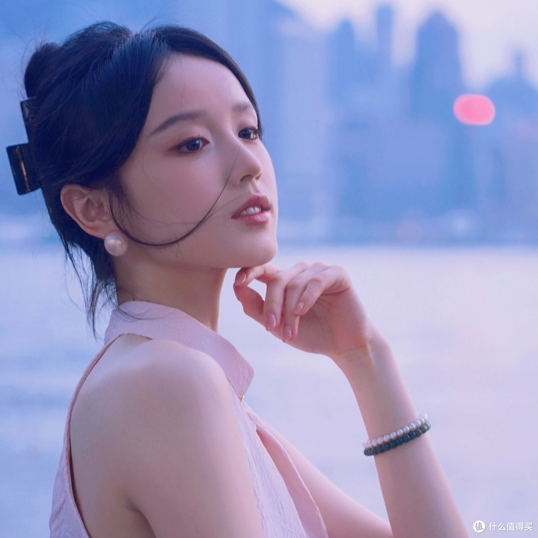 深挖花少好友记!被节目组码住的明星私藏美妆,旅行妆容抄作业