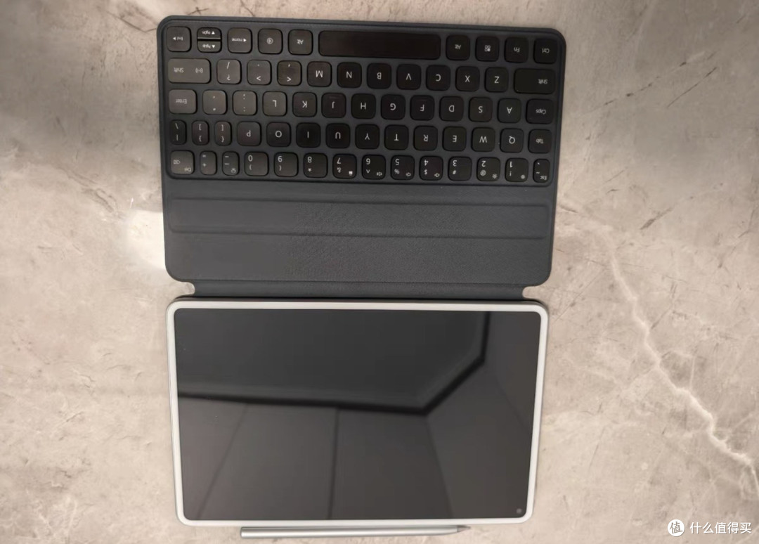 闲鱼950收华为MatePad Pro，2K挖孔屏四扬声器，看剧记笔记两不误