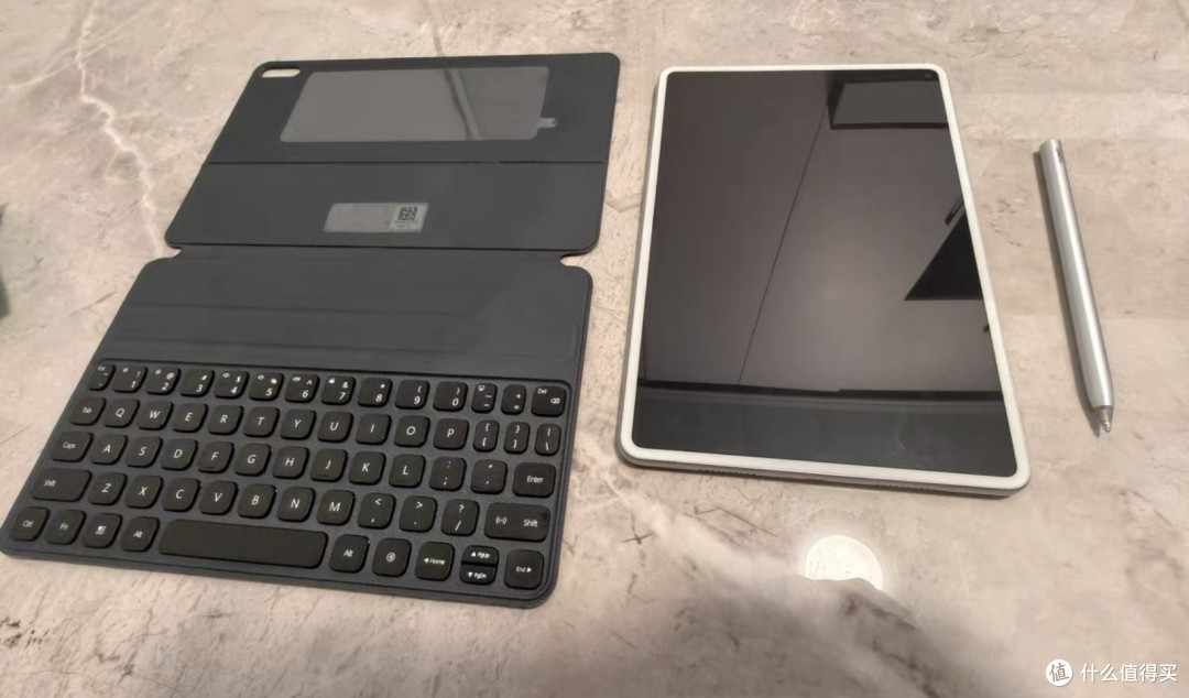 闲鱼950收华为MatePad Pro，2K挖孔屏四扬声器，看剧记笔记两不误