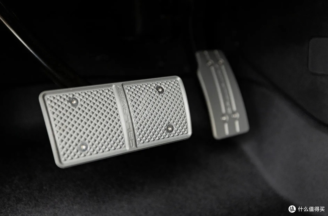 起售价67万,限量100台,新车Launch Edition正式上市