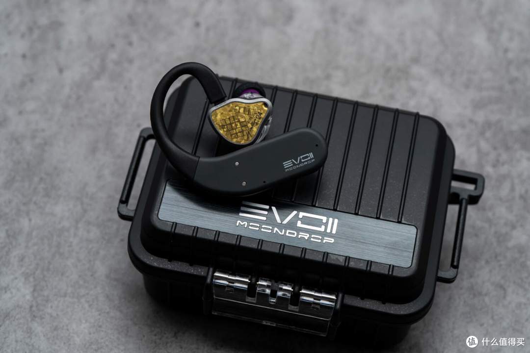 聊水月雨EVO II:「真无线耳挂」的HiFi解法