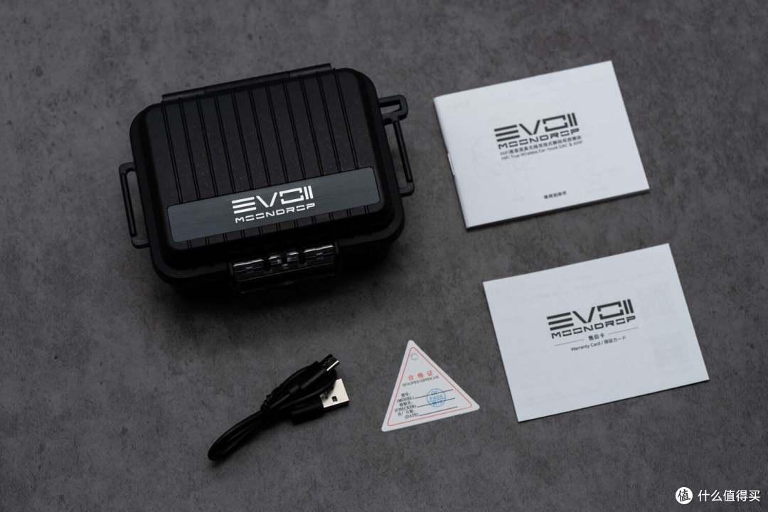聊水月雨EVO II:「真无线耳挂」的HiFi解法