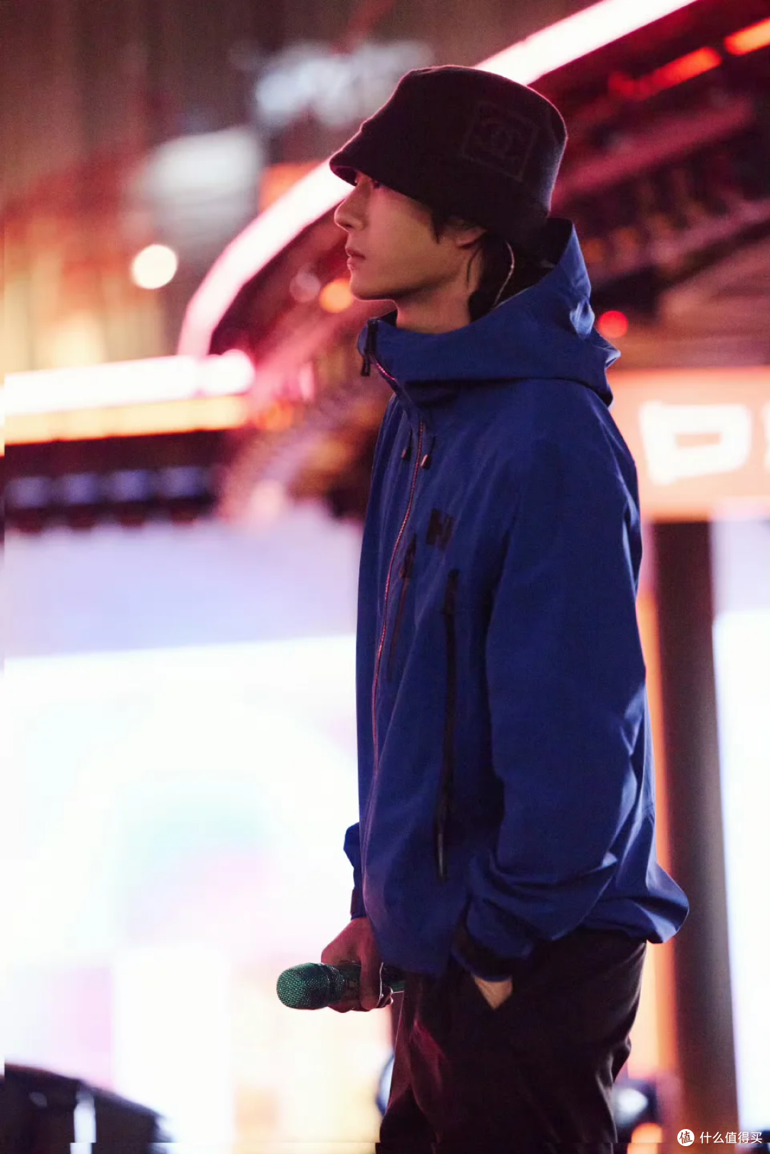HELLY HANSEN 九界无限卖到 1925 元,顶级硬壳的"神价"背后,最值钱的不是防水是终身免维护