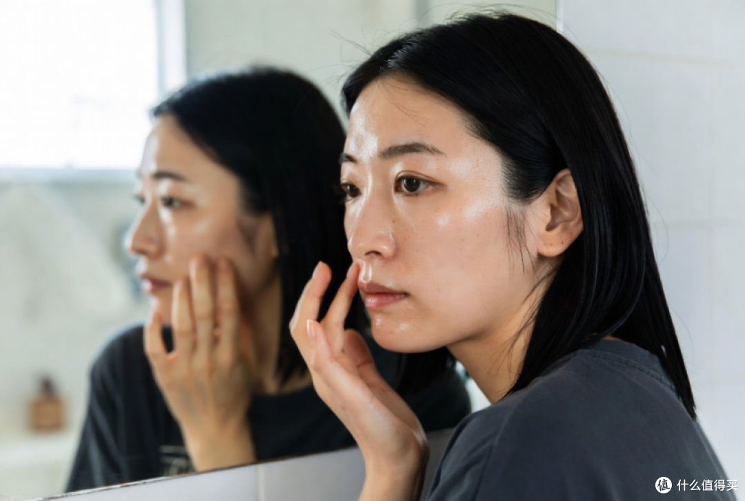 油皮姐妹鼻头总有小黑点?这6支去黑头洁面我按泡沫和冲洗感排
