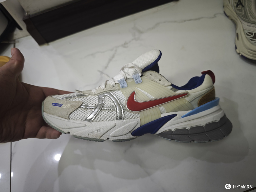  Nike V2K通勤｜懒人劝退