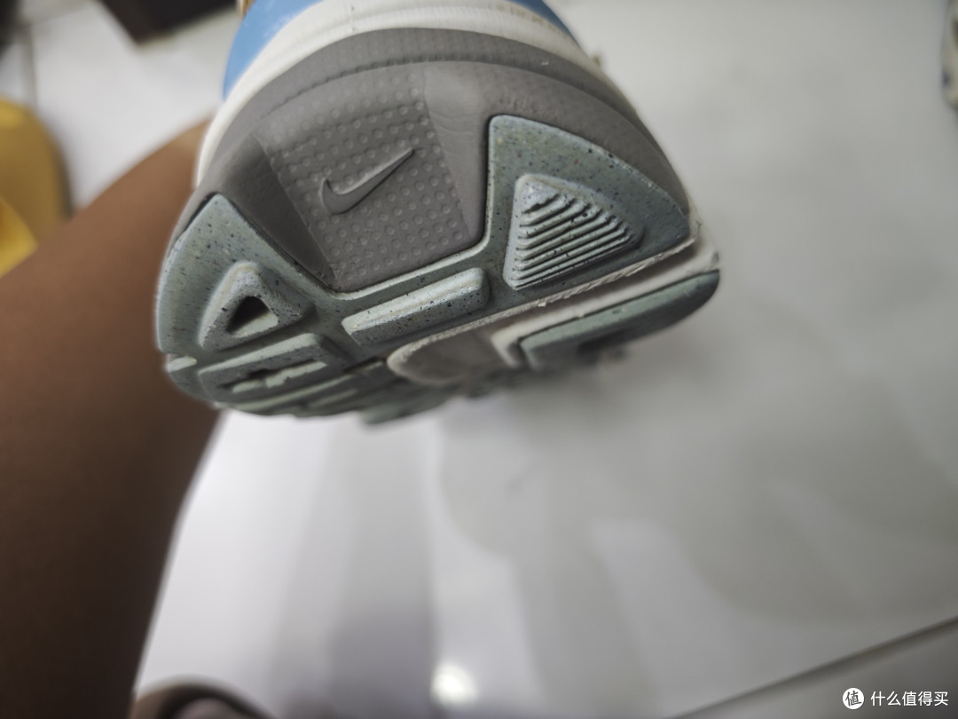  Nike V2K通勤｜懒人劝退