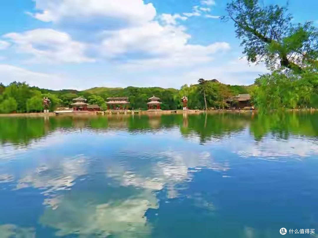 夜猫子黄气脸挑美白面膜怕踩雷?提亮修护我会先看这些细节