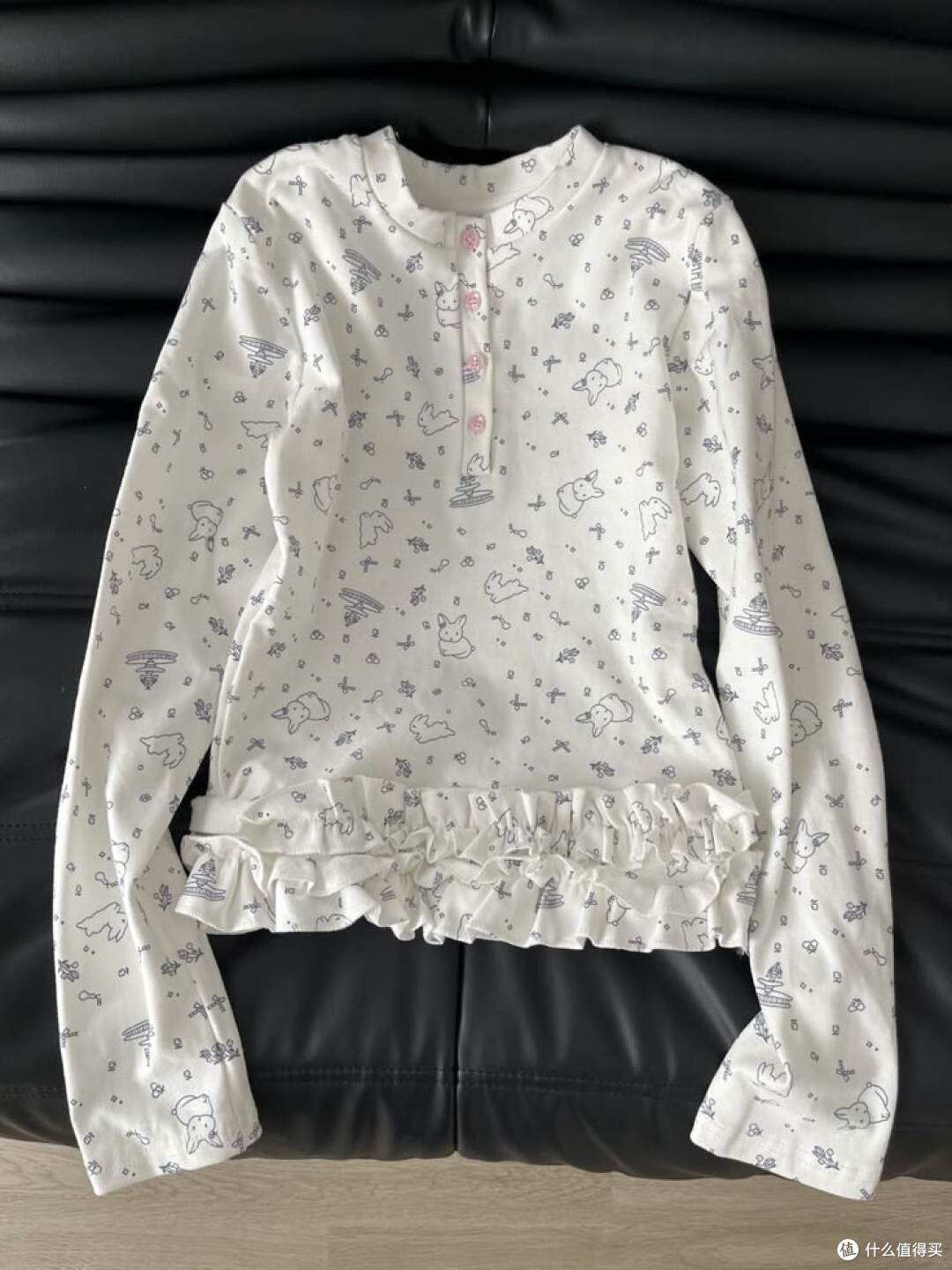 手里只有服装平铺图怎么办?我试着把它做成立体效果