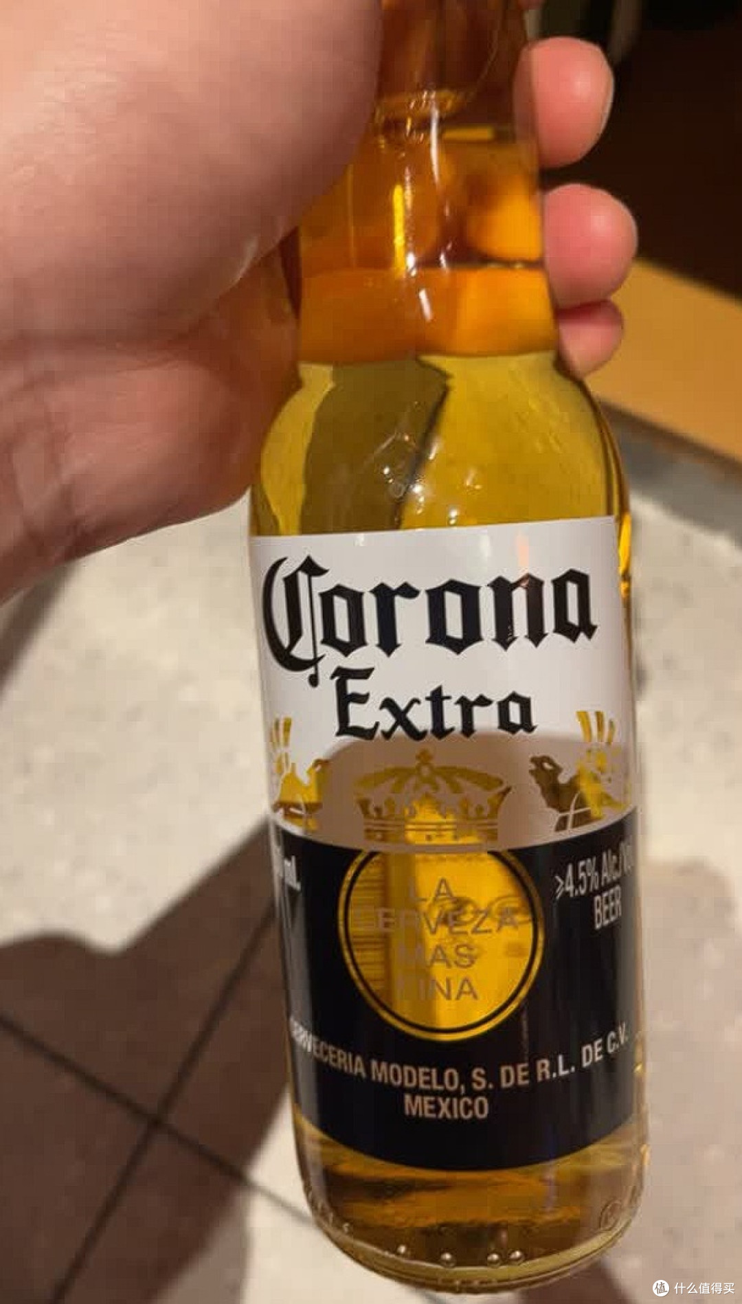 下班后独享科罗娜，青柠点缀微醺松弛感