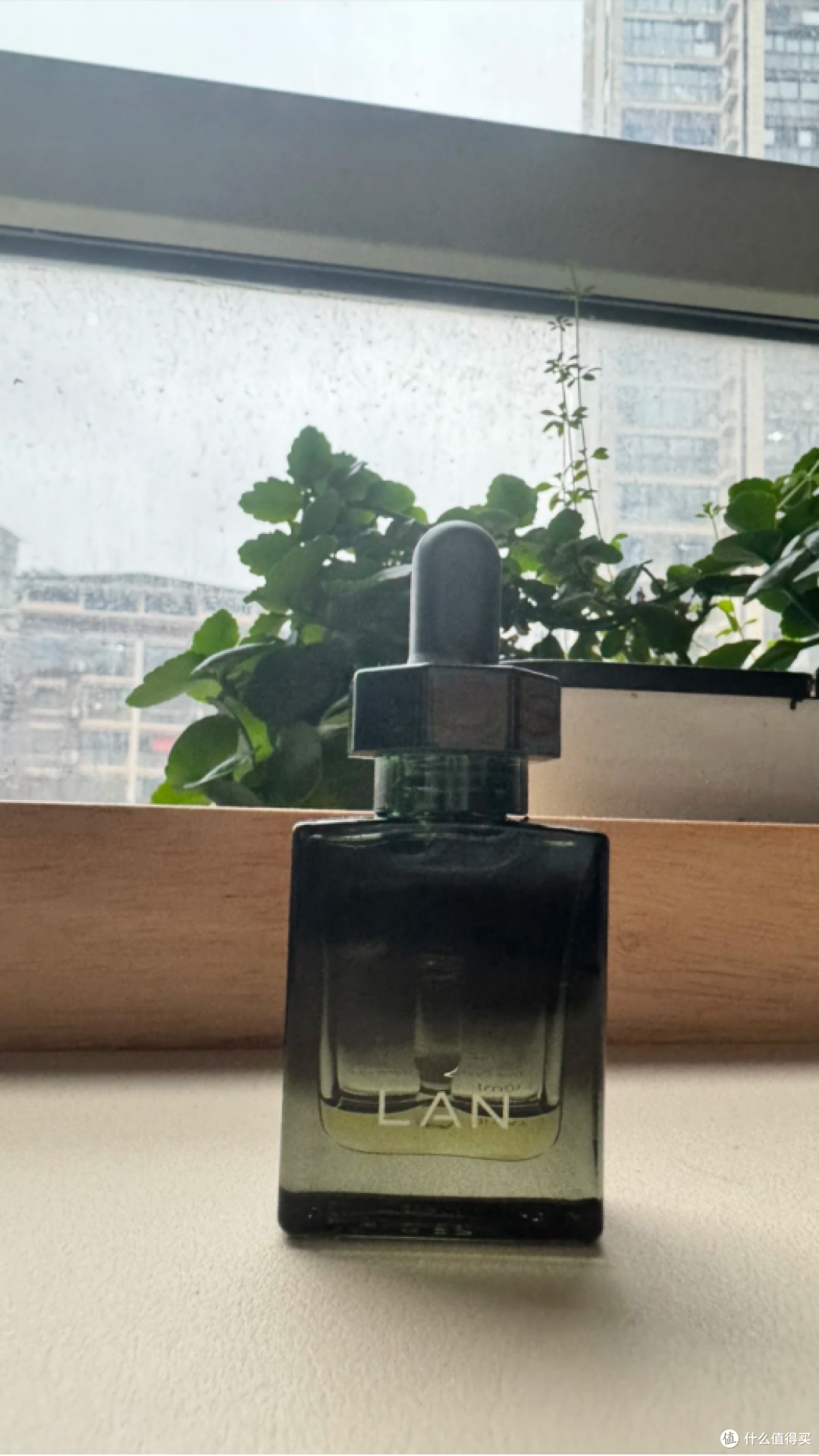 什么眼油改善色素型黑眼圈?眼周发黄暗沉3款眼油淡化沉积色素