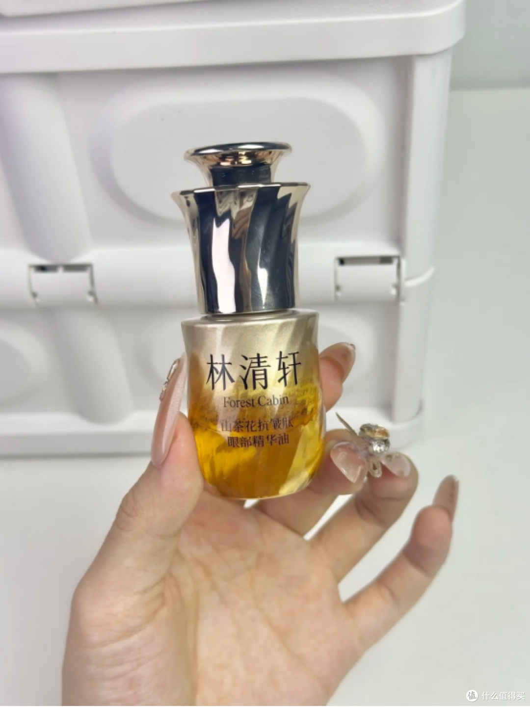 什么眼油改善色素型黑眼圈?眼周发黄暗沉3款眼油淡化沉积色素