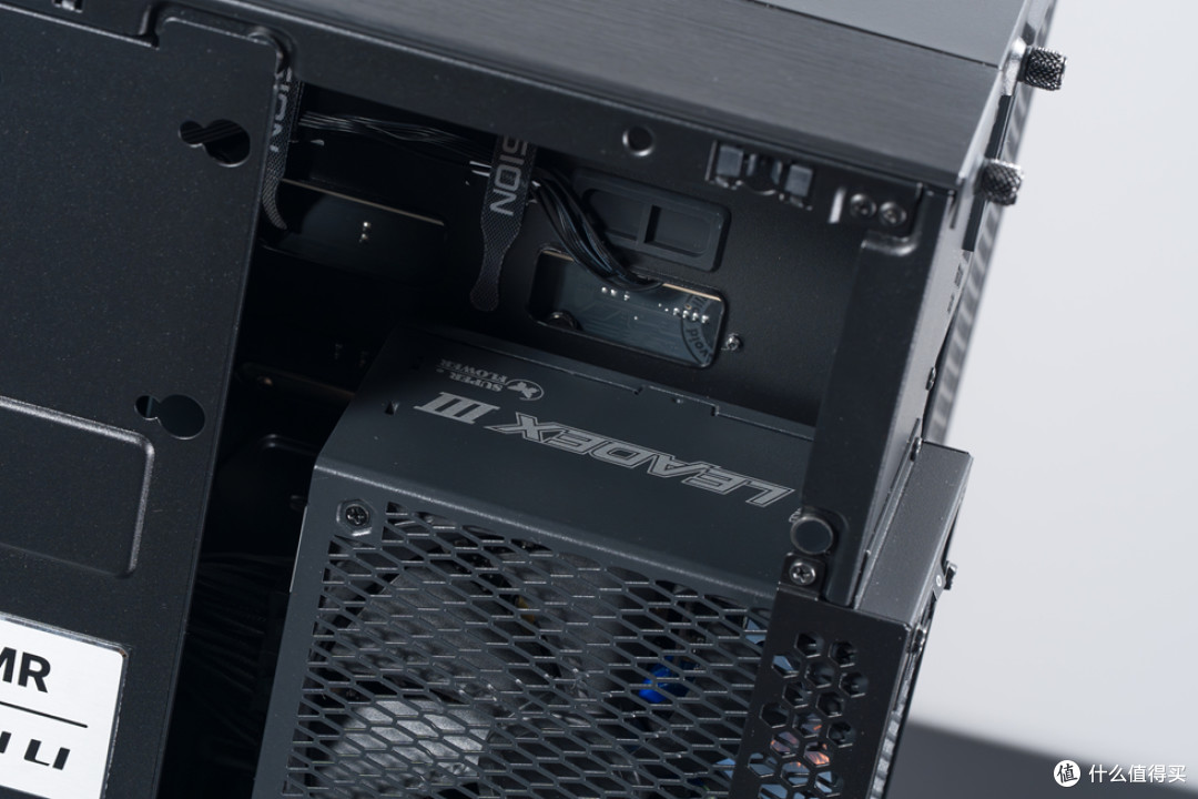 Lianli O11VISION_MSI Z890 GAMING PLUS_影驰 RTX5070TiHOFOCLAB