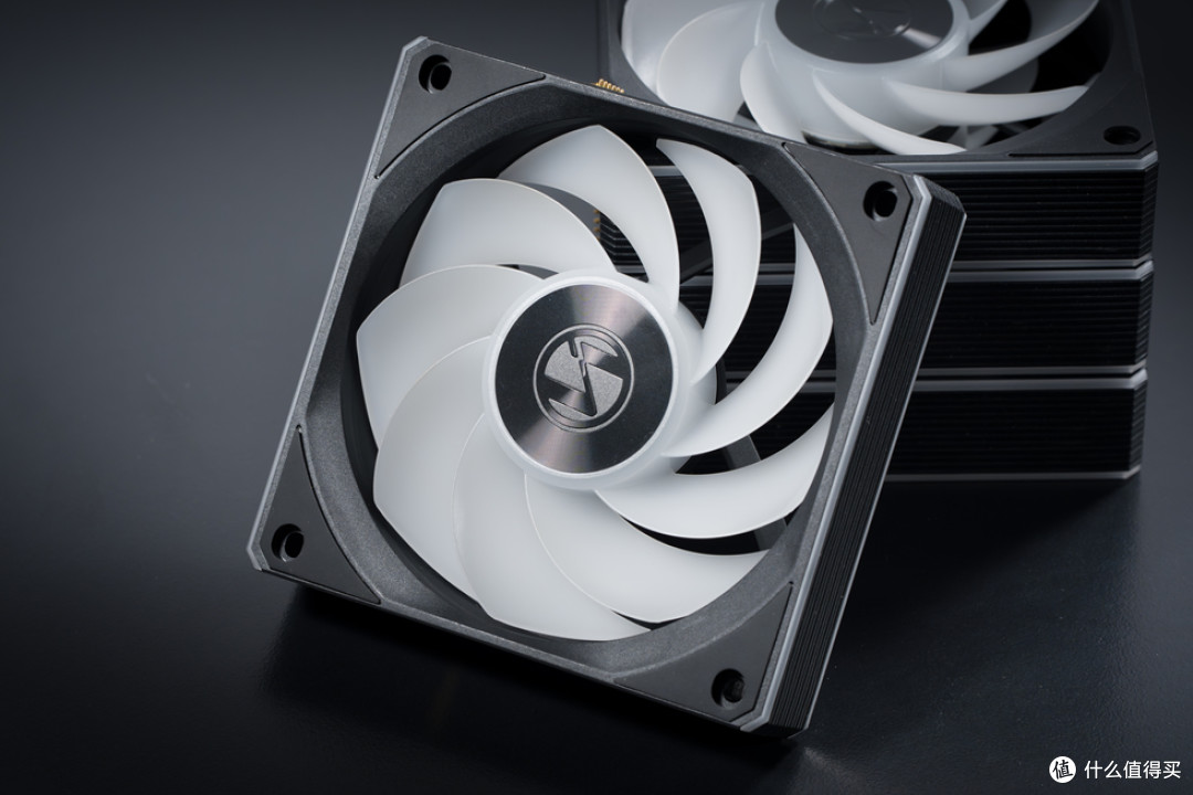 Lianli O11VISION_MSI Z890 GAMING PLUS_影驰 RTX5070TiHOFOCLAB