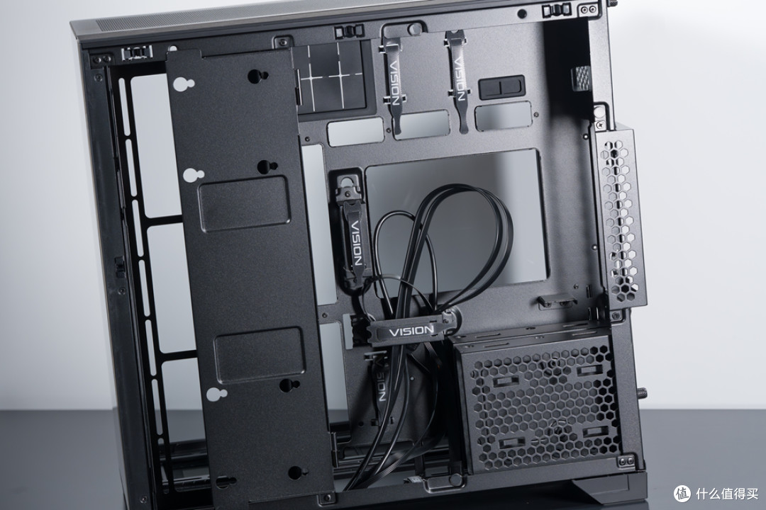 Lianli O11VISION_MSI Z890 GAMING PLUS_影驰 RTX5070TiHOFOCLAB