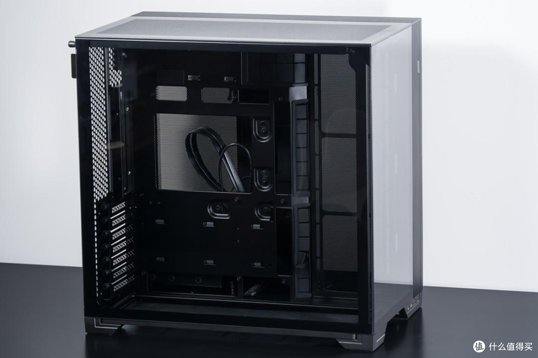 Lianli O11VISION_MSI Z890 GAMING PLUS_影驰 RTX5070TiHOFOCLAB