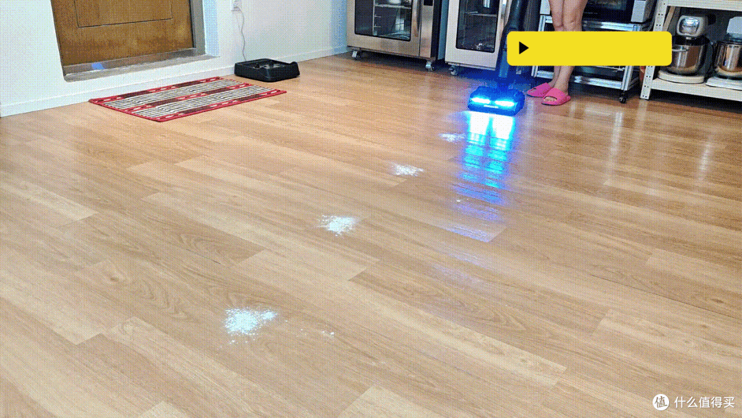 上手石头A30ProSteam3.0洗地机,蒸汽热水双洗真能搞定烘焙重污渍