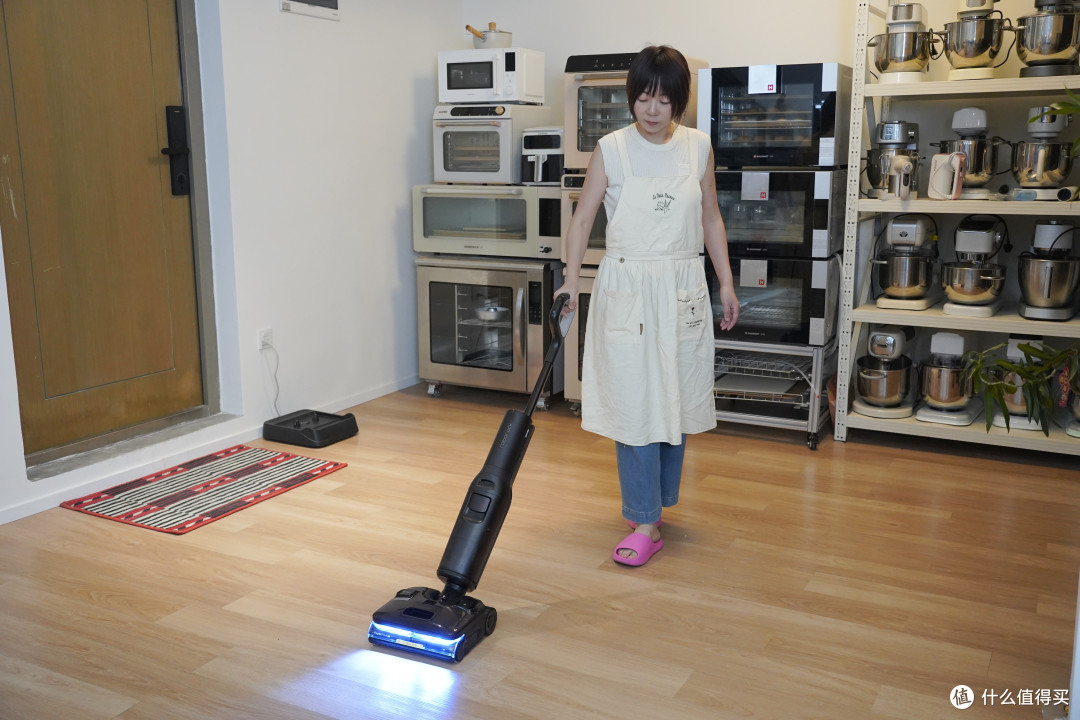 上手石头A30ProSteam3.0洗地机,蒸汽热水双洗真能搞定烘焙重污渍