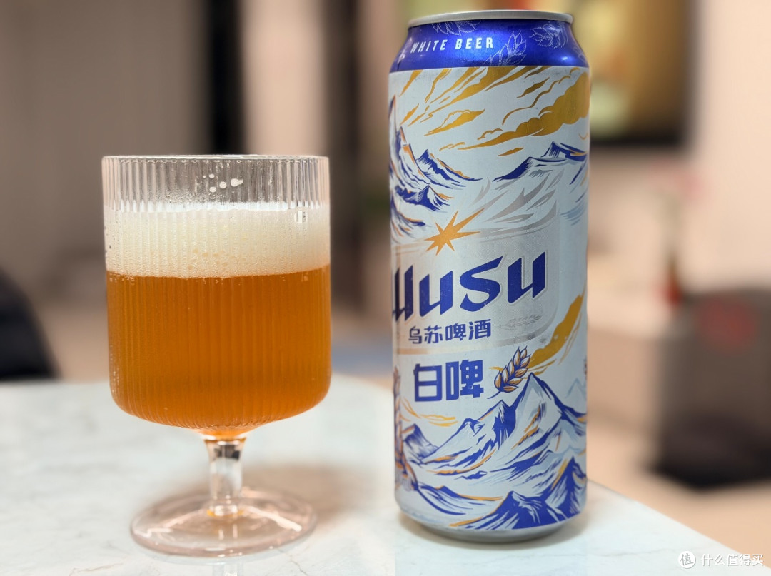 乌苏白啤🍻不止大绿棒!下班解压的柔和小麦白啤