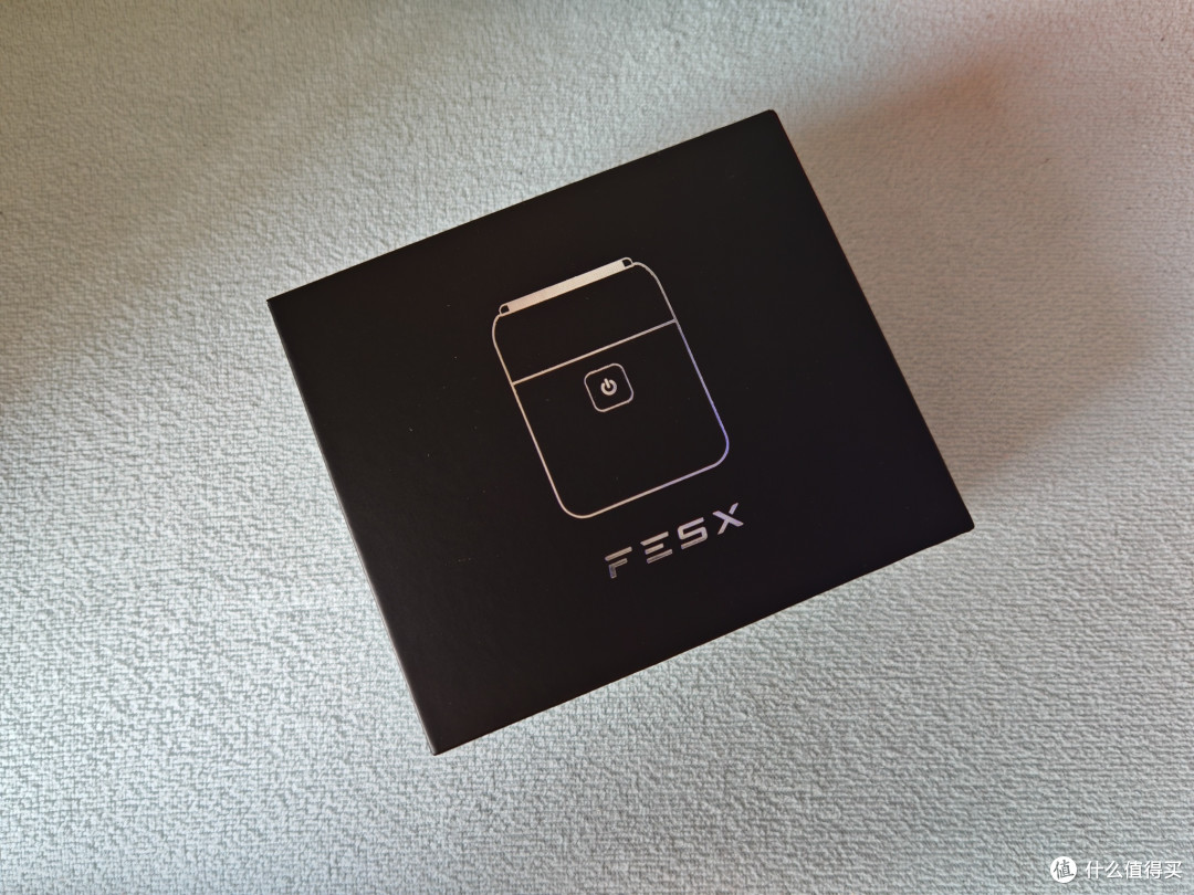 测评 FESX 剃须刀,200 元内超硬核配置,进口五刀头往复式硬核配置真的香哭