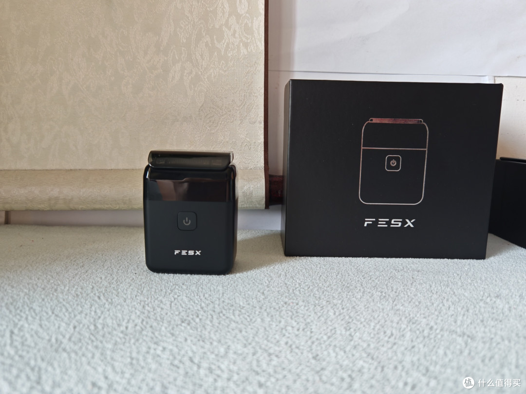 测评 FESX 剃须刀,200 元内超硬核配置,进口五刀头往复式硬核配置真的香哭