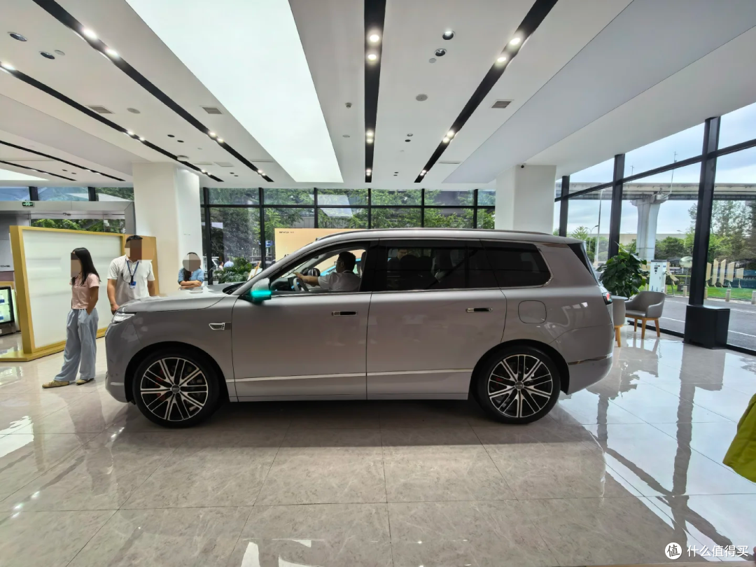 22.99万起,比亚迪海狮08上市,全系标配云辇-A闭式双腔空气悬架