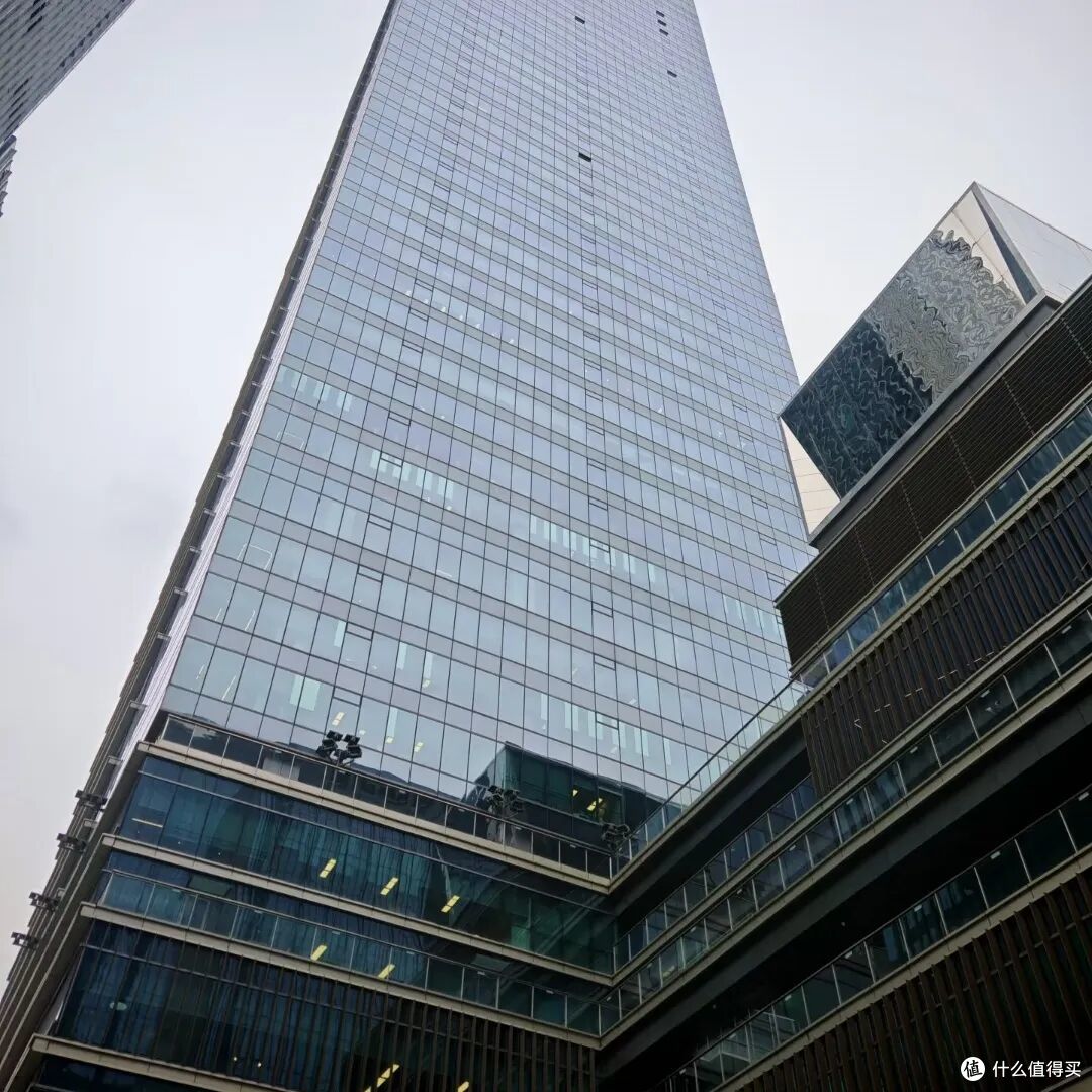 电影院开始卖午休了，你愿意睡电影院还是酒店钟点房？