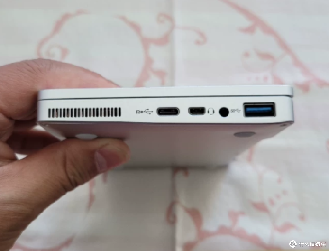 999元的GPD Pocket:7寸口袋电脑是玩具还是工具