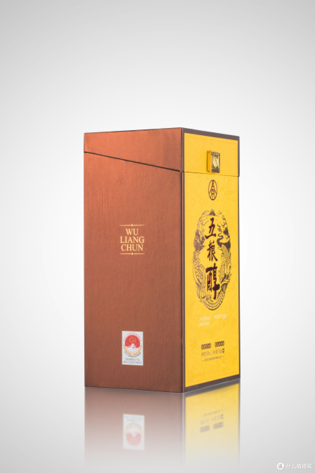 百元口粮酒怎么选?红装和沱牌、西凤逐款看