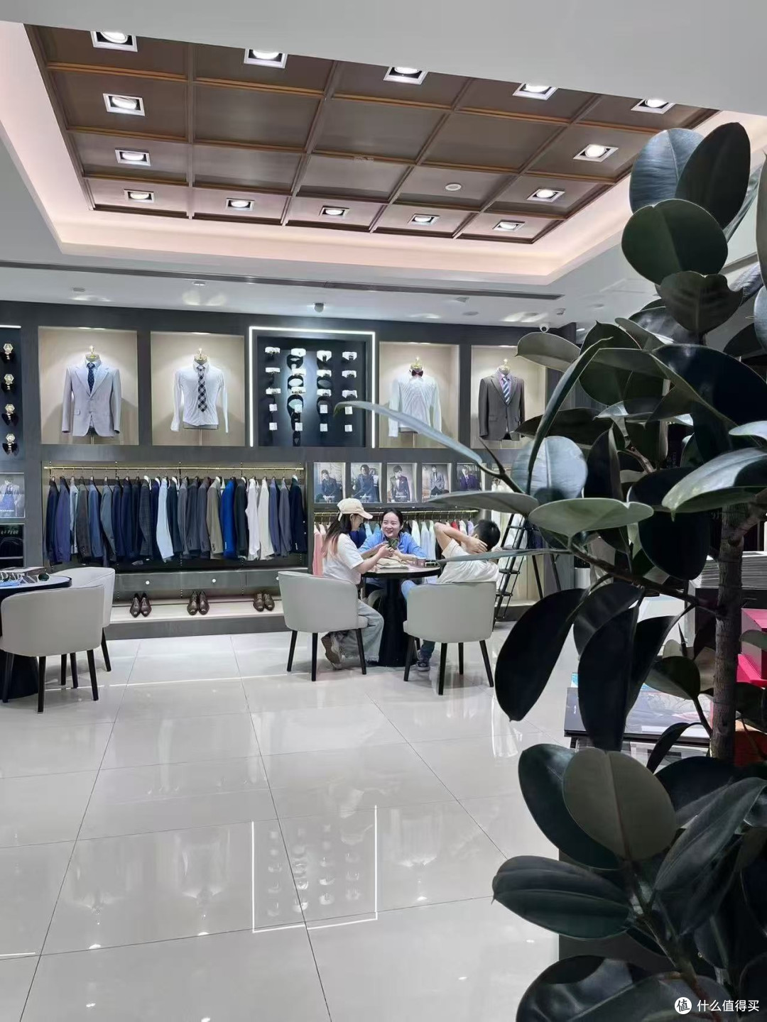 成都备婚|带对象去定制西服