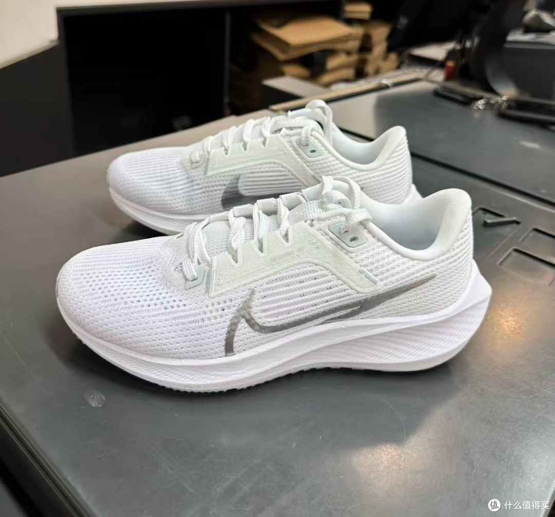 Nike Pegasus 40 vs Adidas Boston 12,谁才是真·通勤神器?